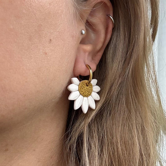 Retrokukka-korvakorut ⎮ Eri värejä