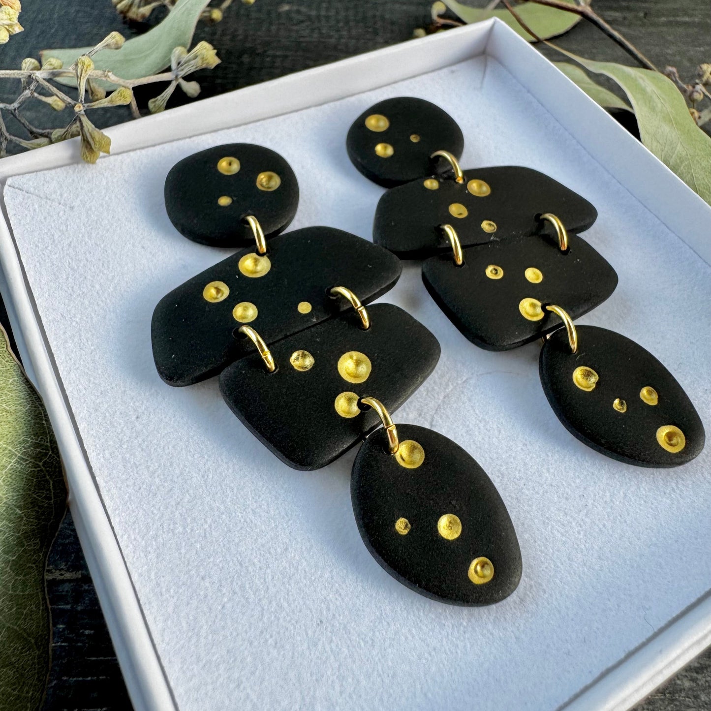 Polku -korvakorut ⎮ Kulta