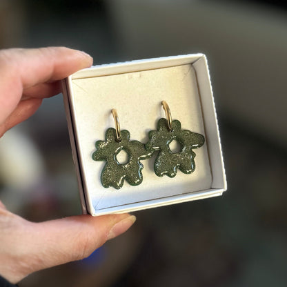 Retrokukka Glitter -korvakorut ⎮ Eri värejä