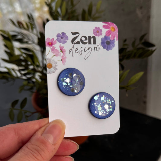 Maxi-nappikorvakorut