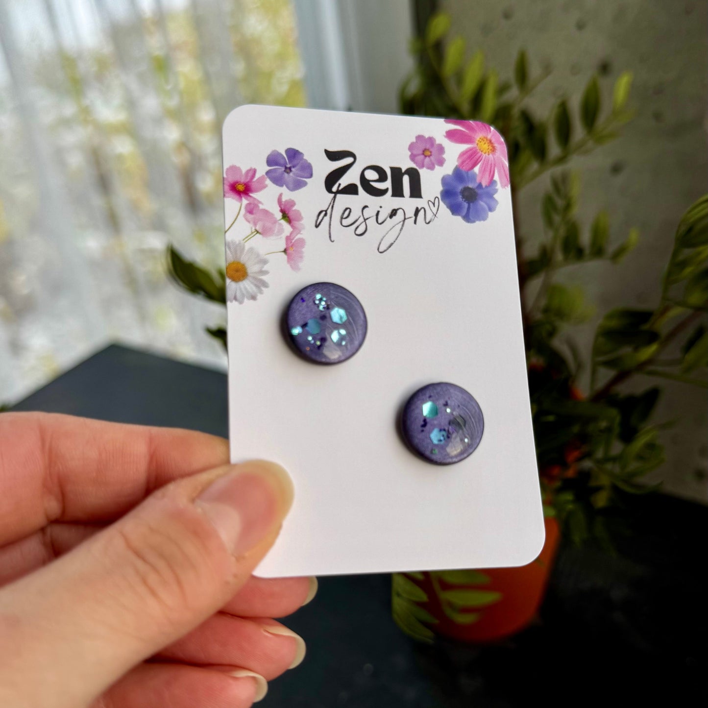 Mini-nappikorvakorut