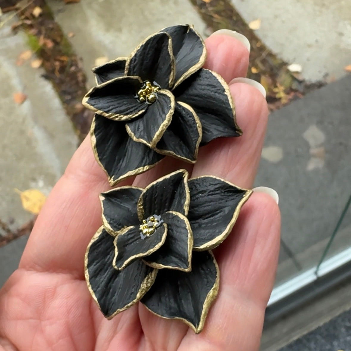 Kukka-nappikorvakorut ⎮ Kulta